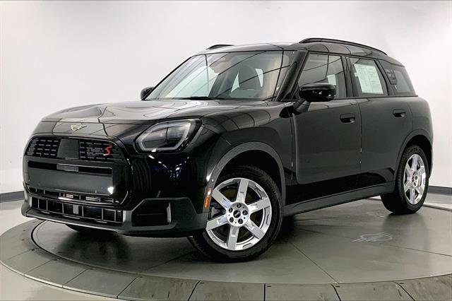Vehicle image 1 of 33