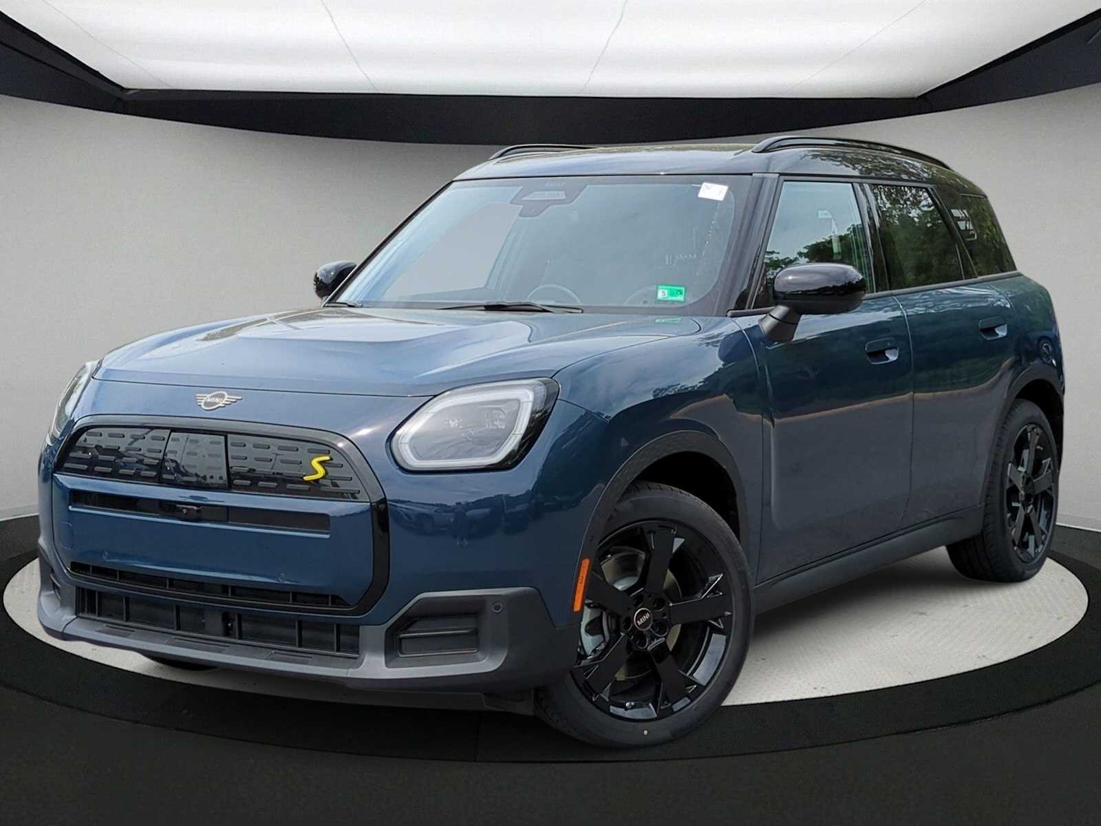 Vehicle image 1 of 36
