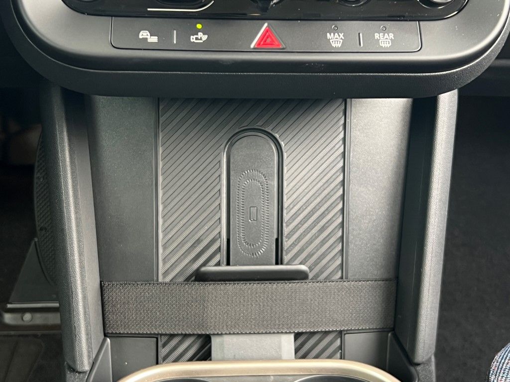 Vehicle image 11 of 20