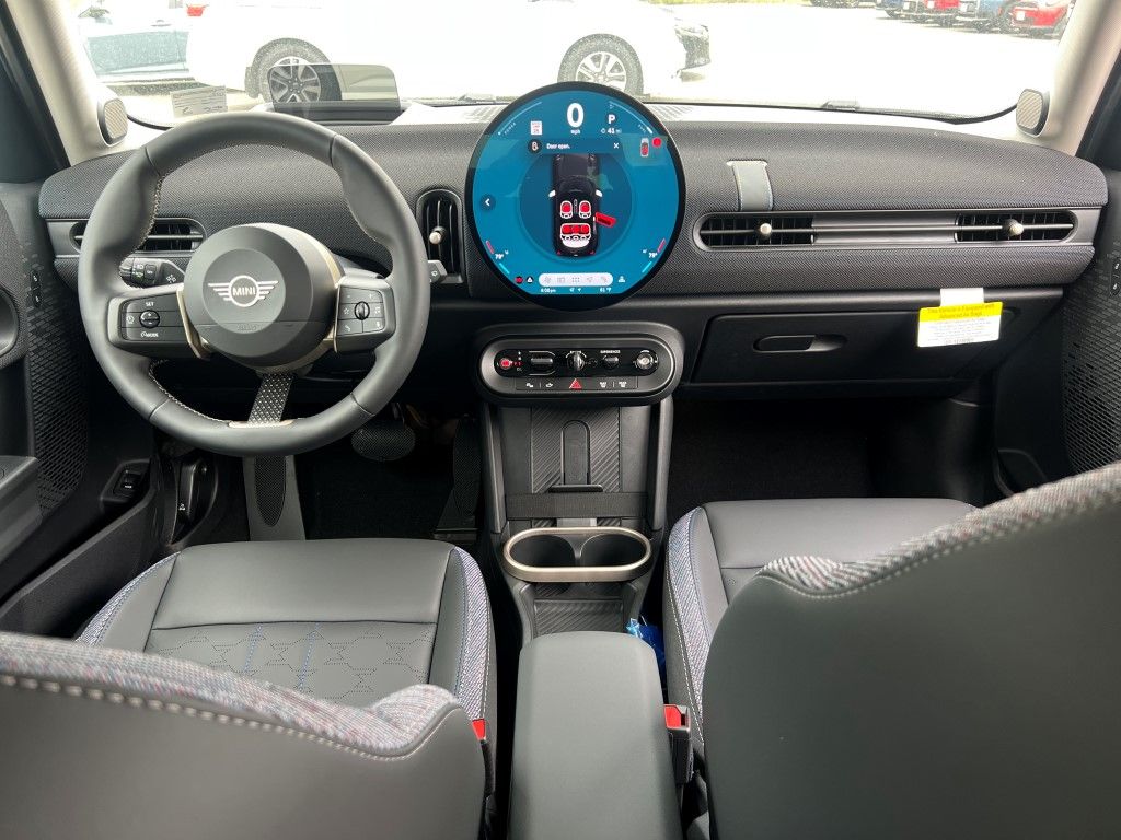 Vehicle image 7 of 20