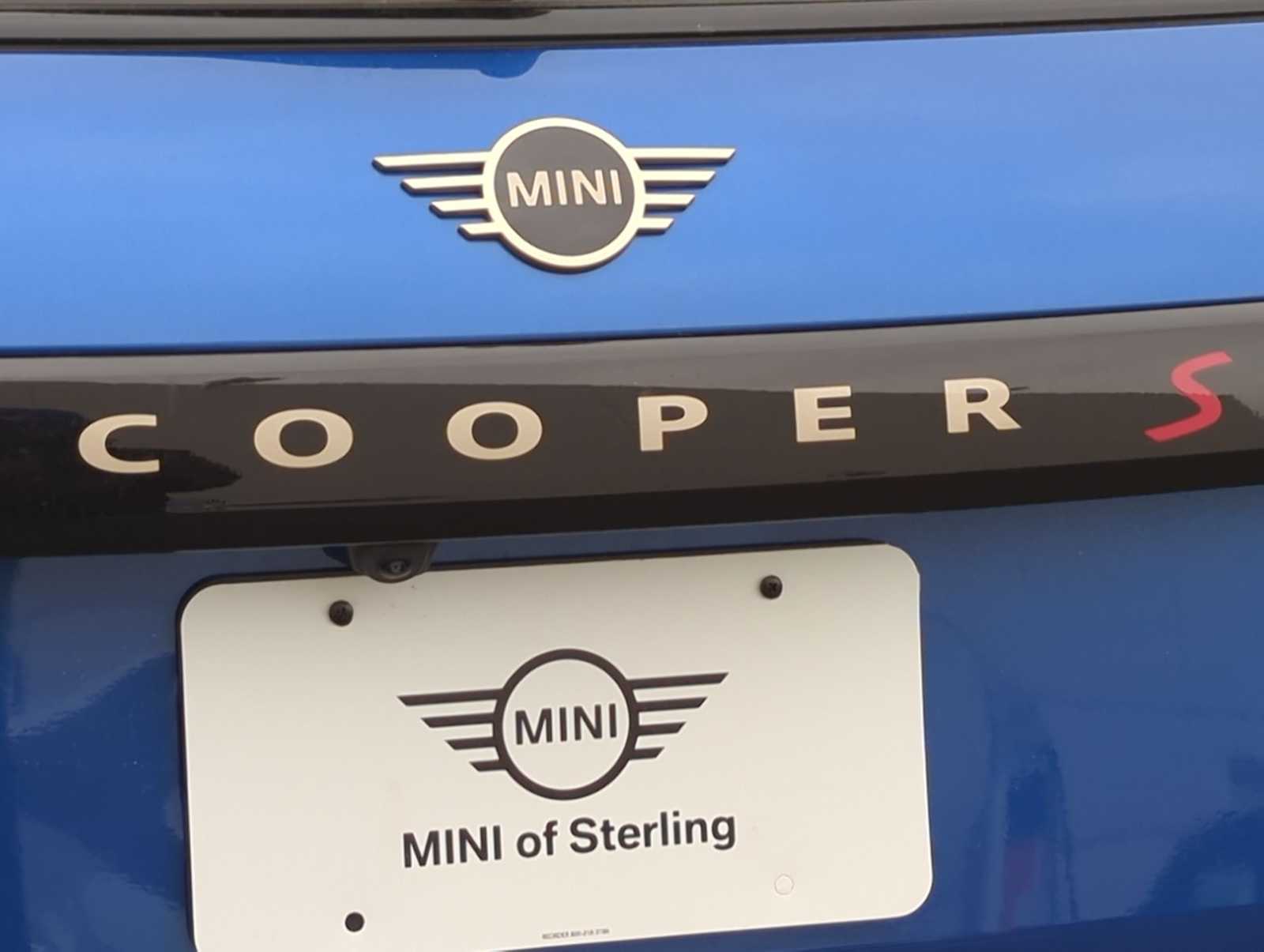 Vehicle image 12 of 36