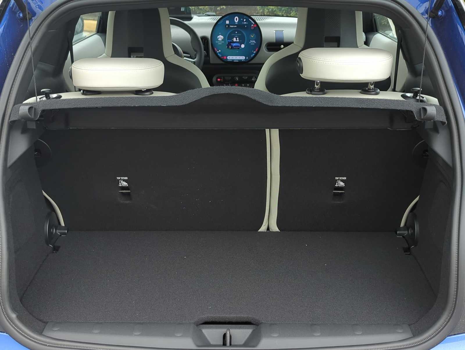 Vehicle image 34 of 36