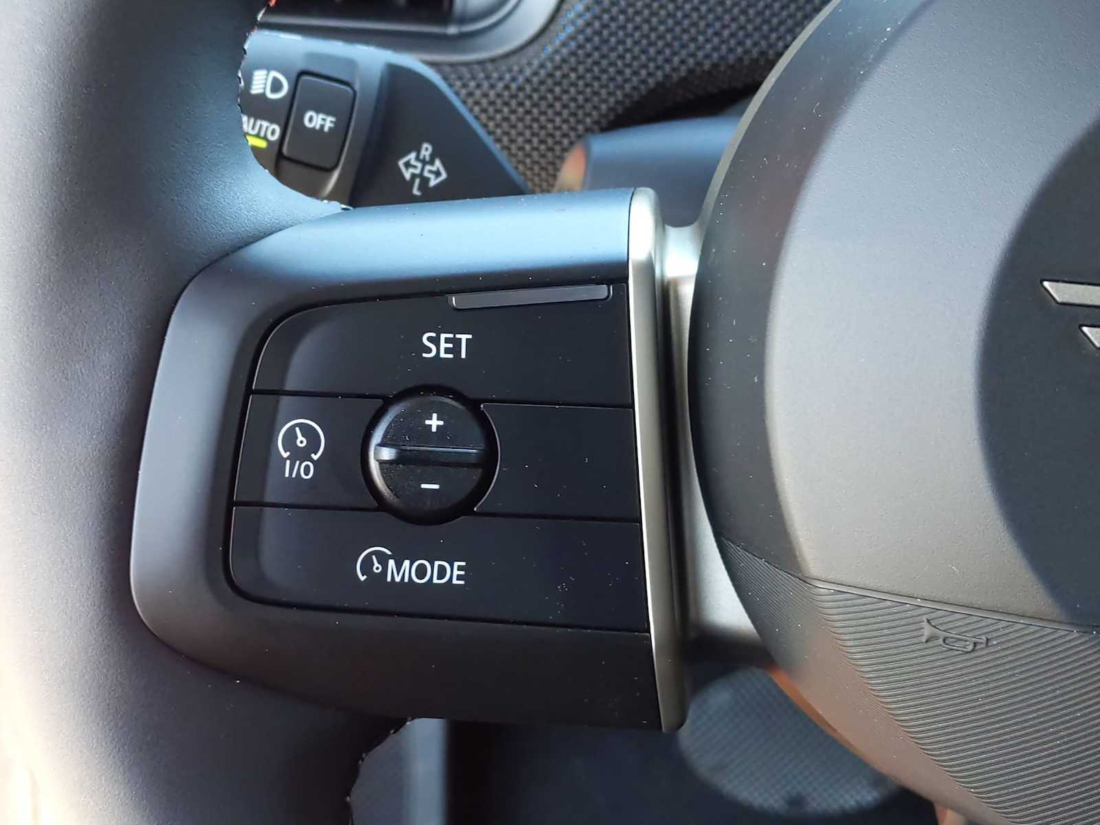 Vehicle image 24 of 37