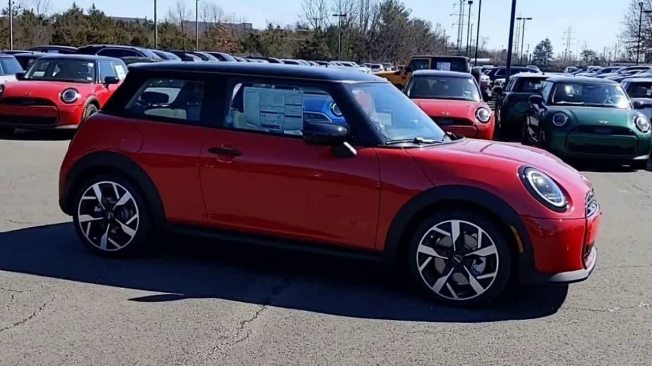 Vehicle image 2 of 37