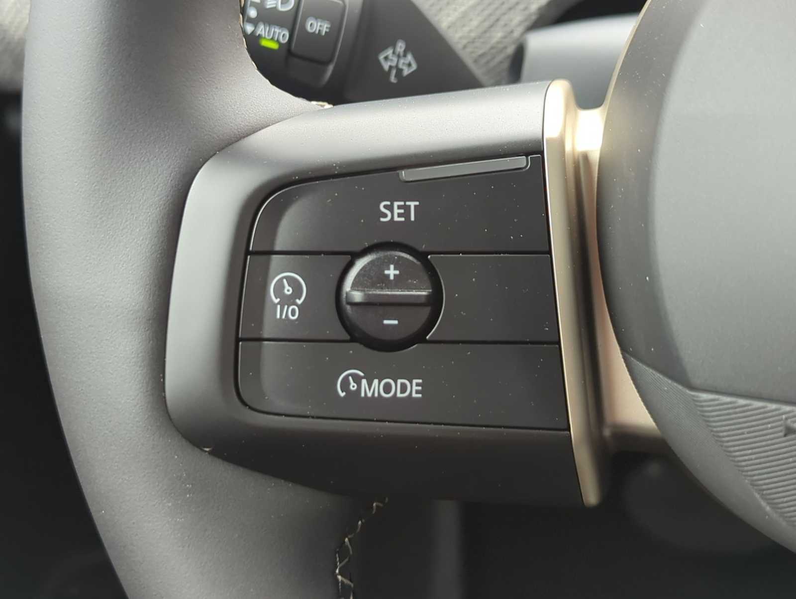 Vehicle image 29 of 38
