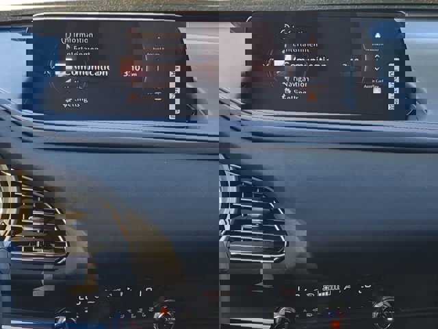 Vehicle image 16 of 28