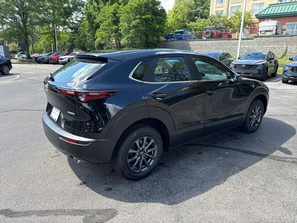 Vehicle image 5 of 30