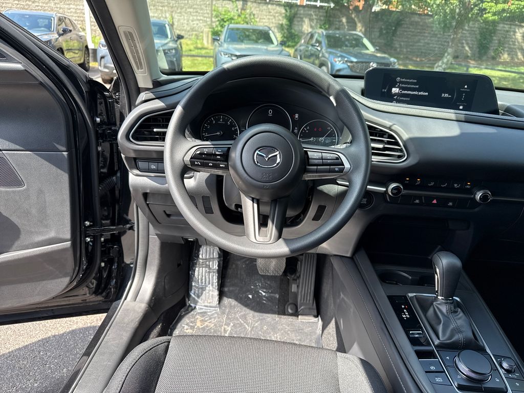 Vehicle image 15 of 30
