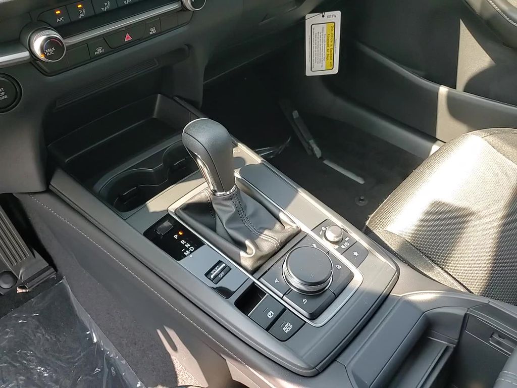 Vehicle image 20 of 25