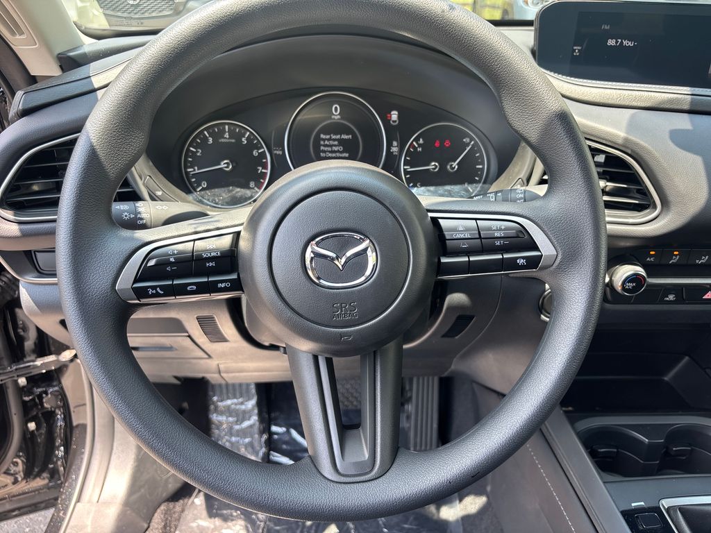Vehicle image 18 of 30