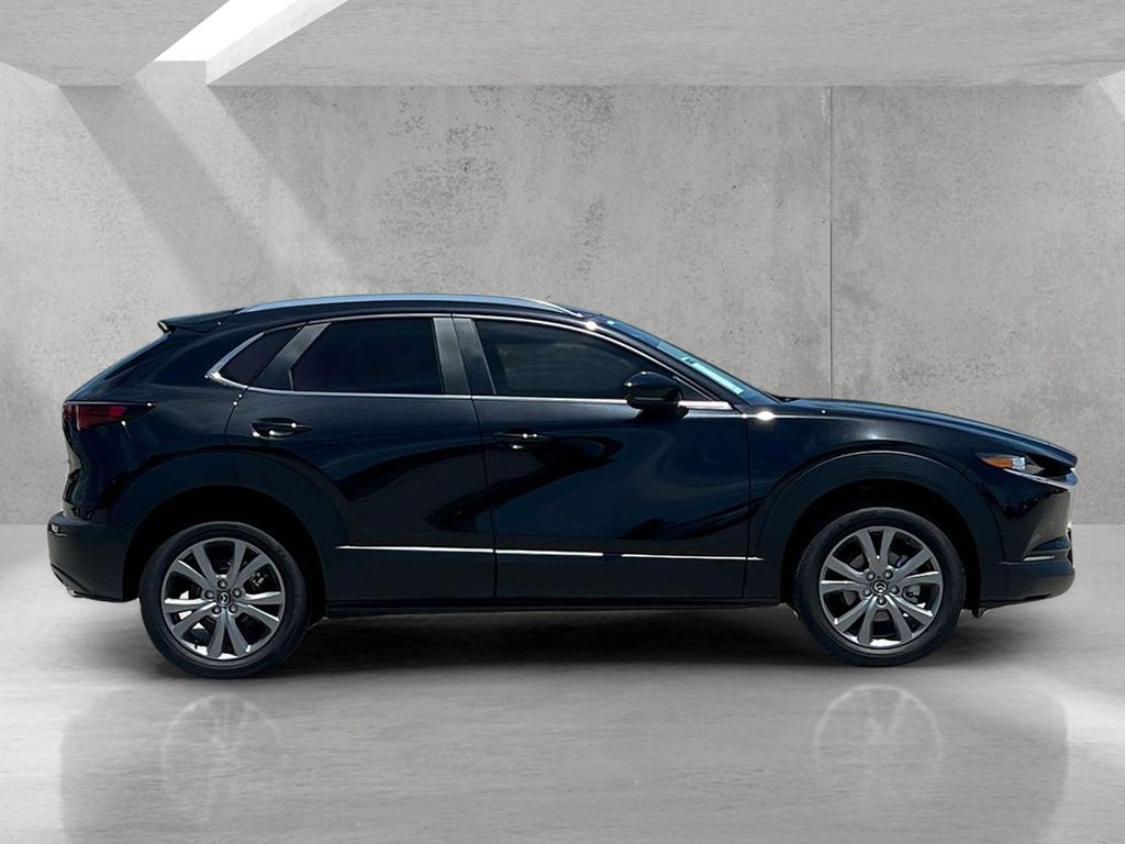 2025 Mazda CX-30 2.5 S Preferred Package Image 4 of 35