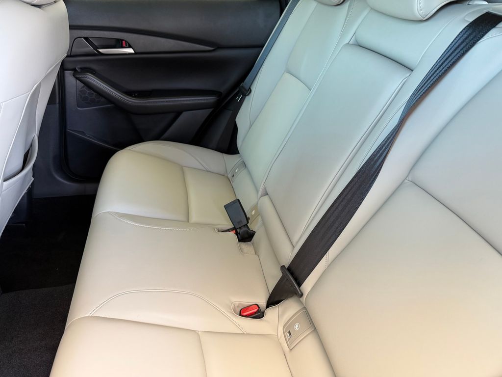 2025 Mazda CX-30 2.5 S Preferred Package Image 11 of 35