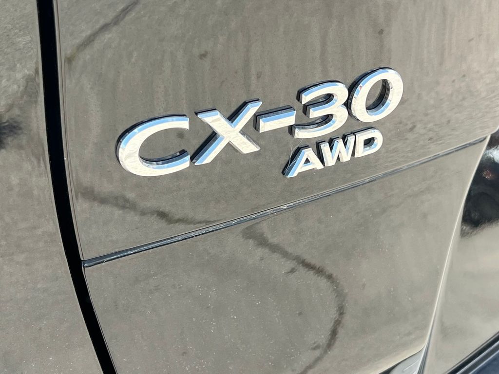 2025 Mazda CX-30 2.5 S Preferred Package Image 11 of 14