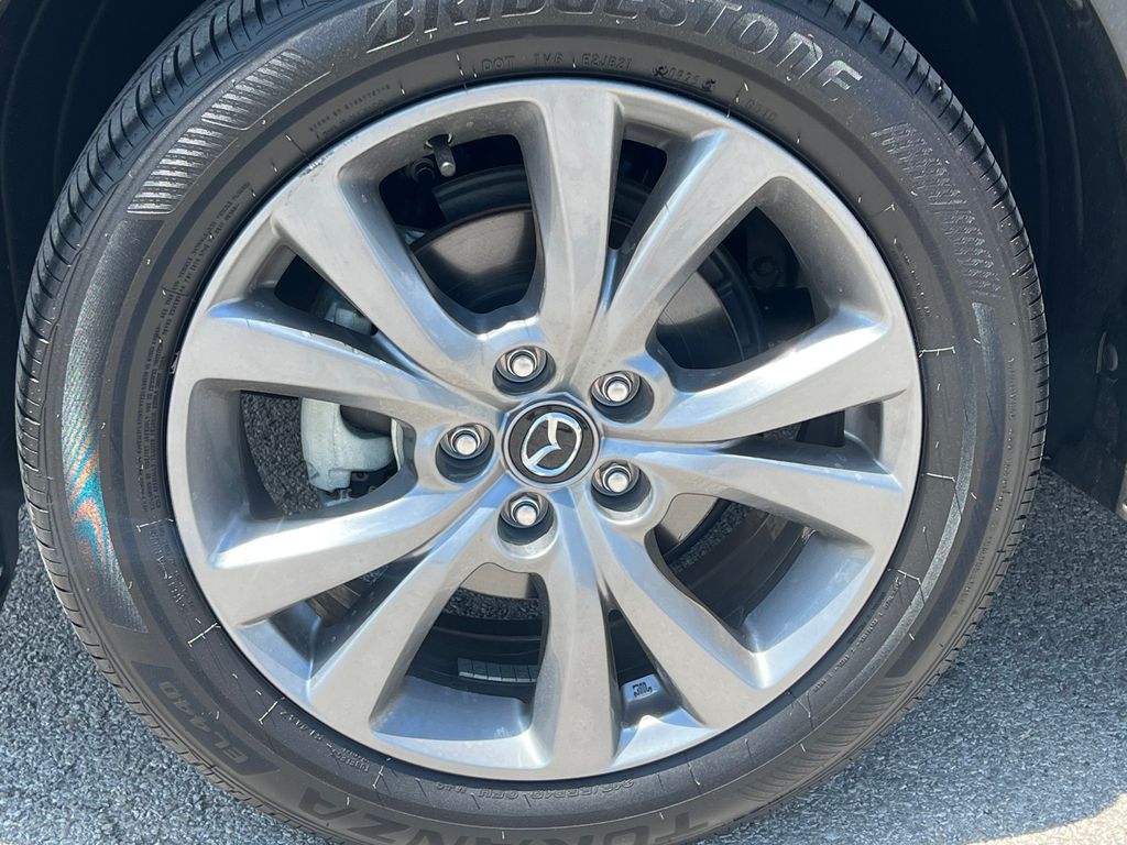 2025 Mazda CX-30 2.5 S Preferred Package Image 9 of 14