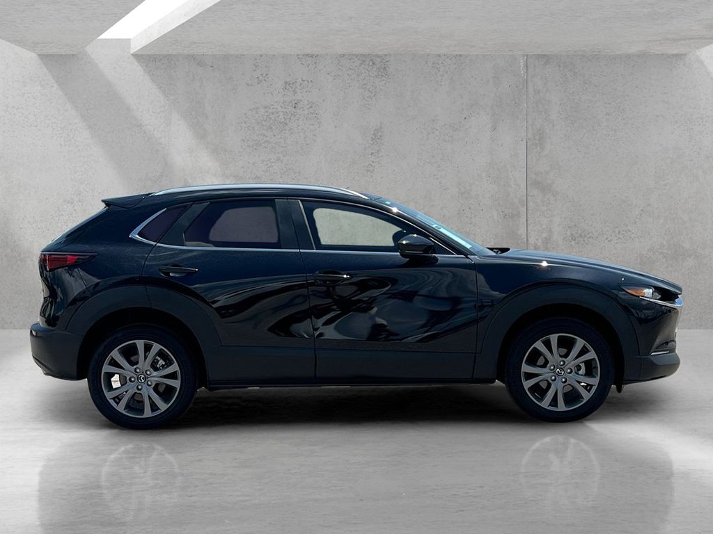 2025 Mazda CX-30 2.5 S Preferred Package Image 4 of 14