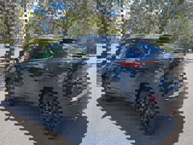Vehicle image 7 of 30