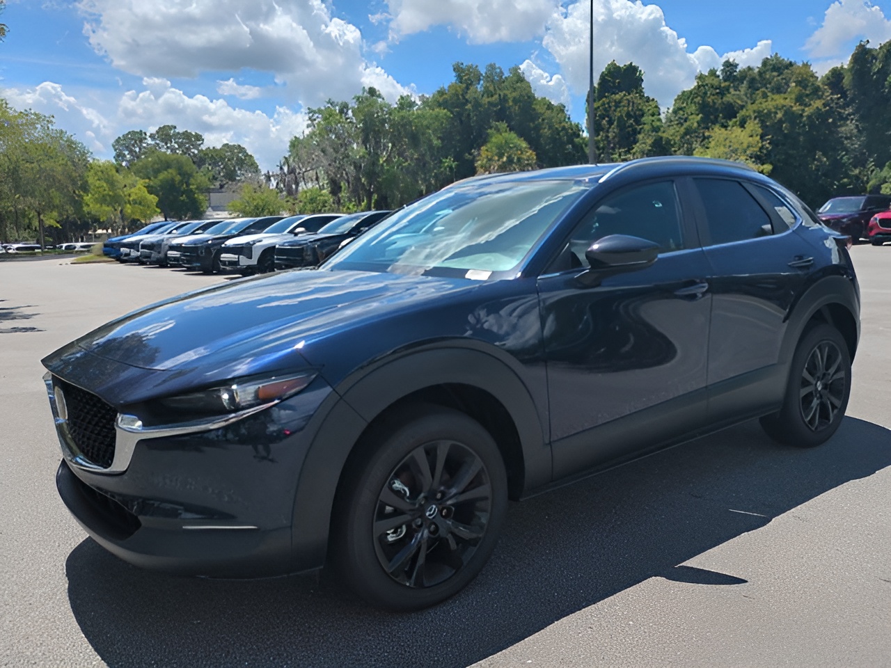 Vehicle image 23 of 30