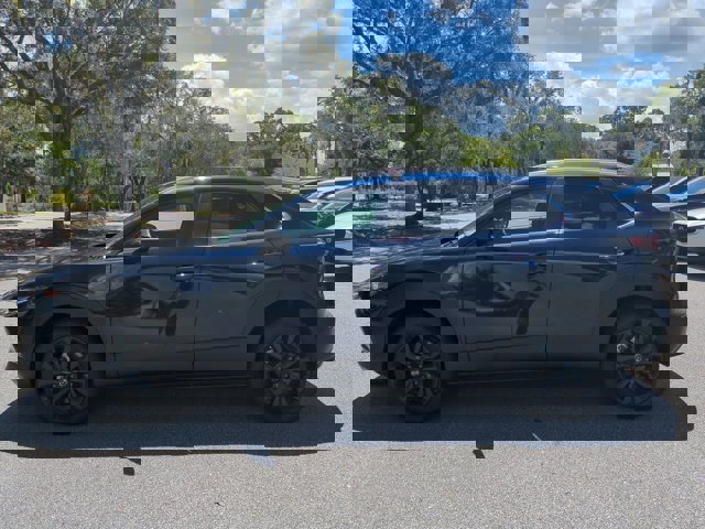 Vehicle image 8 of 30