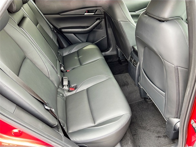 Vehicle image 29 of 35