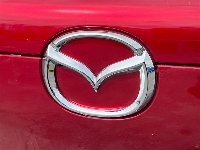 Vehicle image 32 of 35