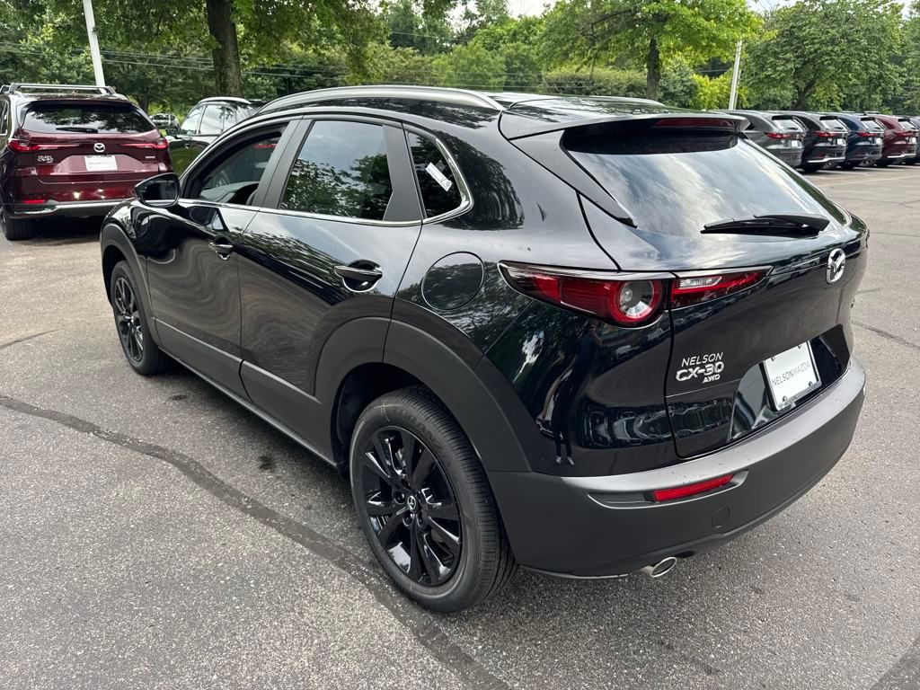 Vehicle image 7 of 39