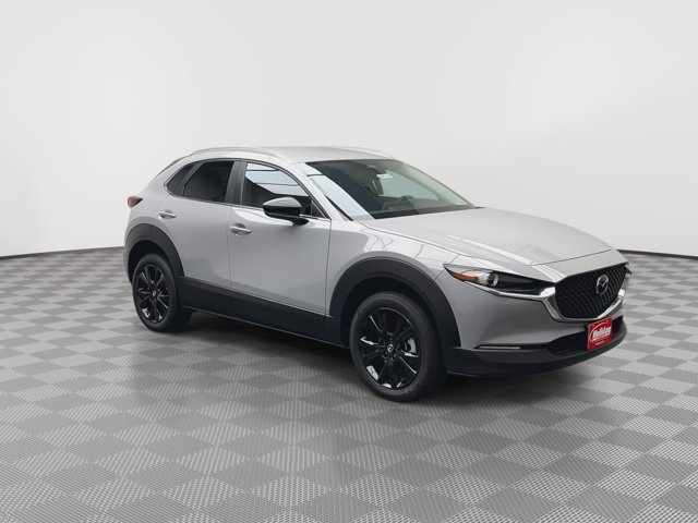 Vehicle image 4 of 32