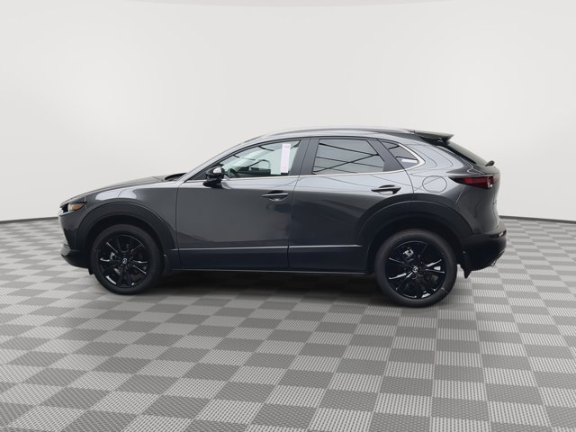 Vehicle image 9 of 32