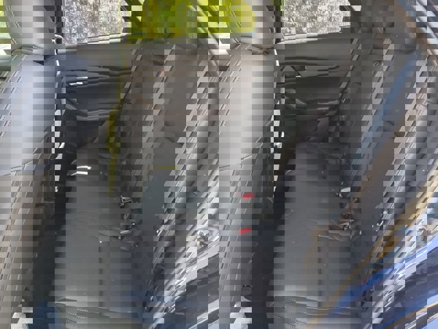 Vehicle image 13 of 29