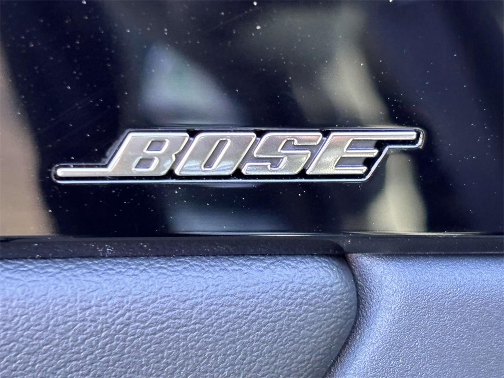 Vehicle image 15 of 35
