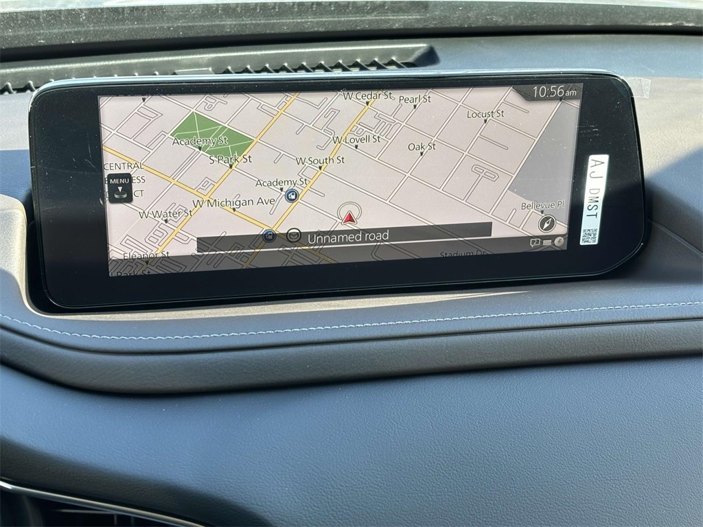 Vehicle image 20 of 35