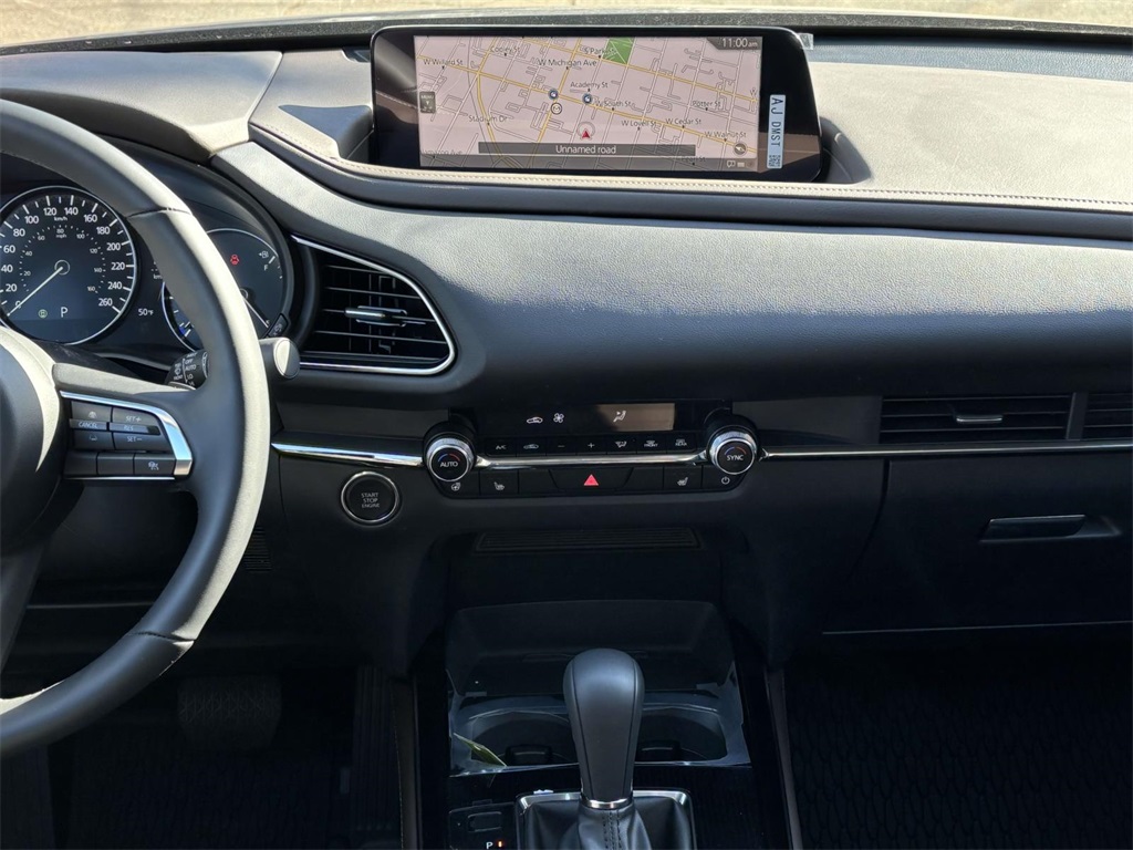Vehicle image 31 of 35