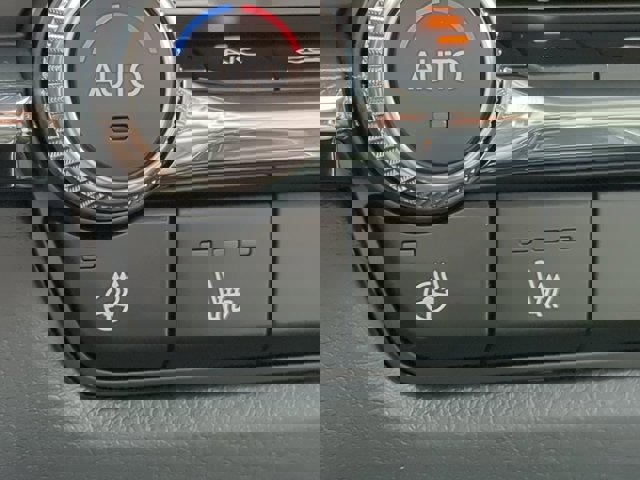 Vehicle image 22 of 29