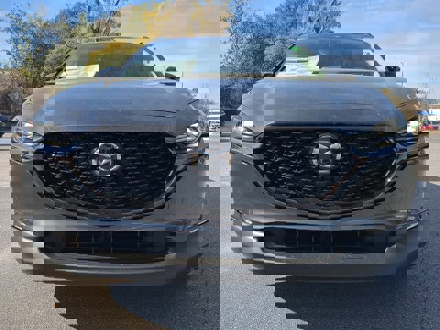 Vehicle image 8 of 28