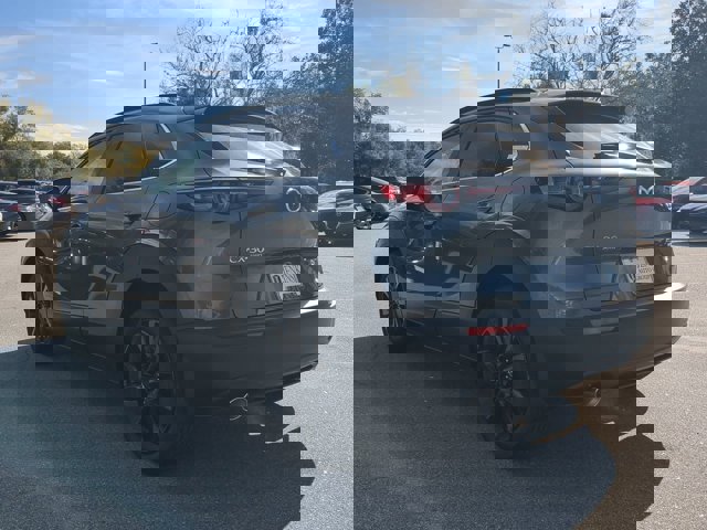 Vehicle image 6 of 28