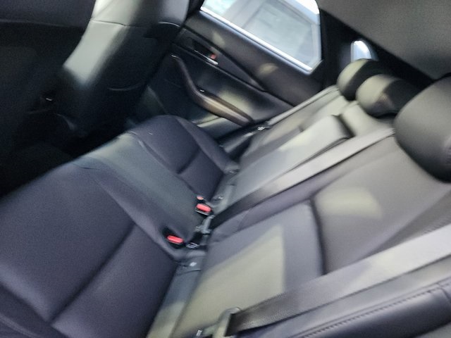 2025 Mazda CX-30 2.5 Turbo Premium Plus Package Image 6 of 21