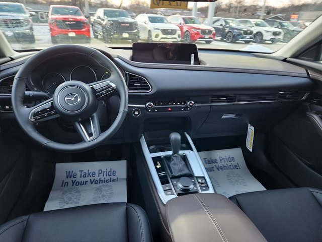 2025 Mazda CX-30 2.5 Turbo Premium Plus Package Image 7 of 21