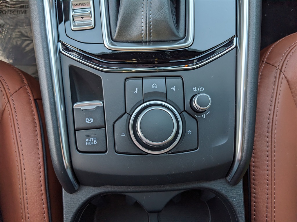 Vehicle image 30 of 40
