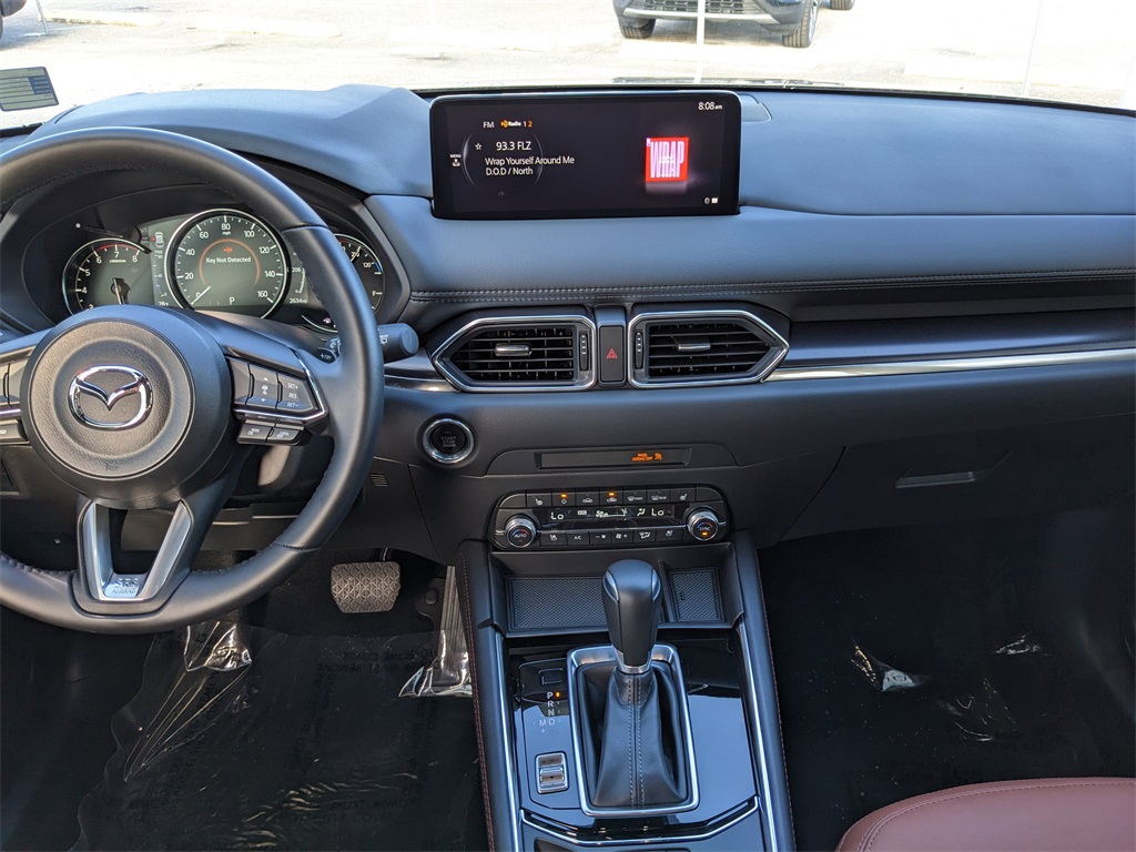 Vehicle image 15 of 40