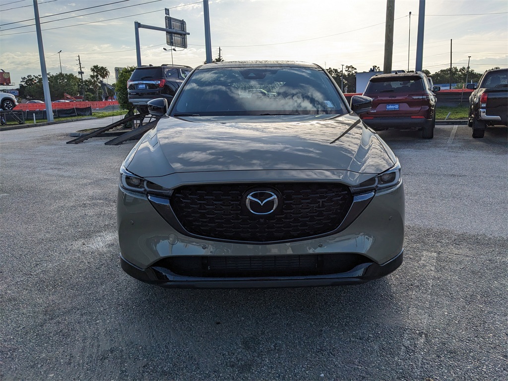 Vehicle image 4 of 40