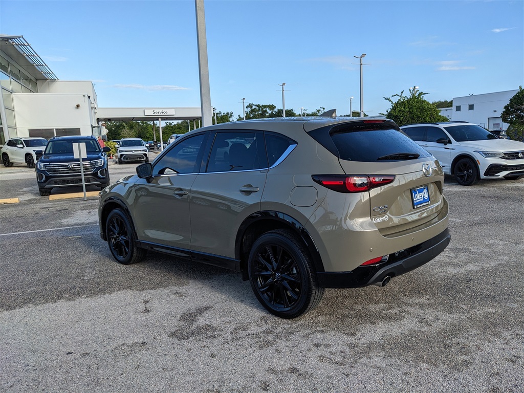 Vehicle image 8 of 40