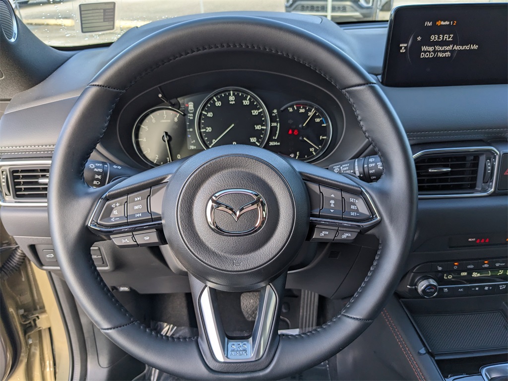 Vehicle image 20 of 40