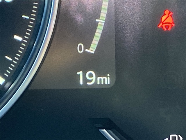 Vehicle image 20 of 30