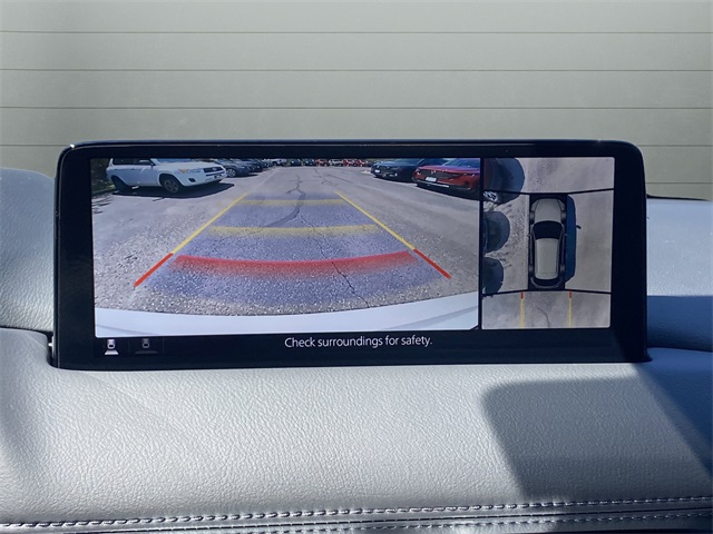 Vehicle image 21 of 30