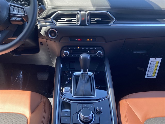 Vehicle image 25 of 30