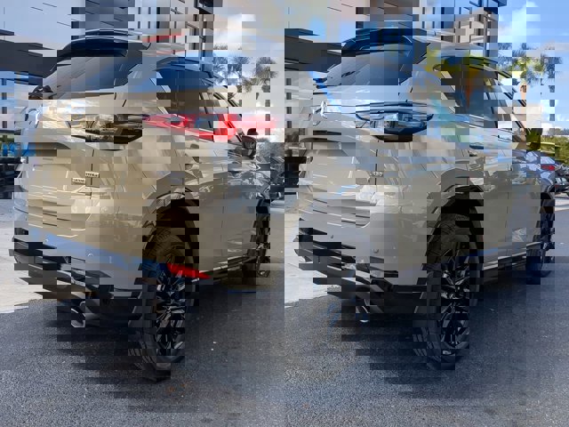 Vehicle image 5 of 29