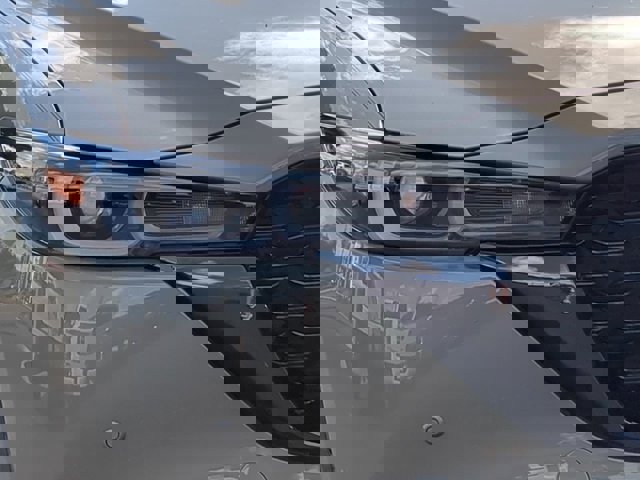 Vehicle image 21 of 29