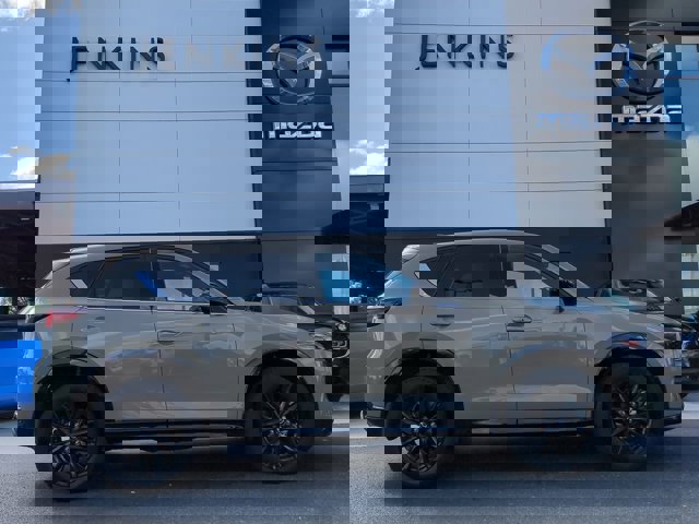 Vehicle image 4 of 29