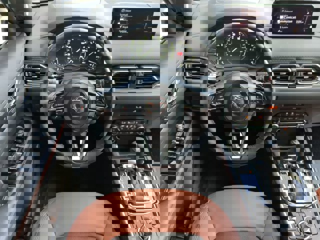 Vehicle image 14 of 29