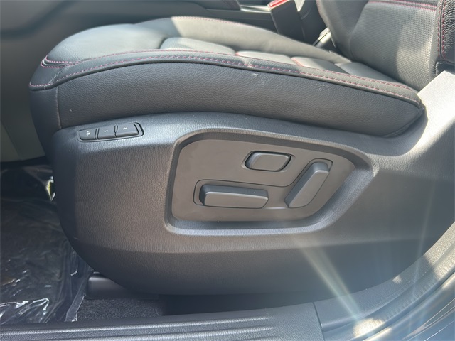 2025 Mazda CX-5 2.5 S Carbon Edition Image 30 of 35