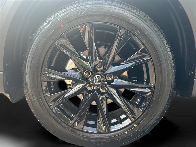 2025 Mazda CX-5 2.5 S Carbon Edition Image 8 of 35